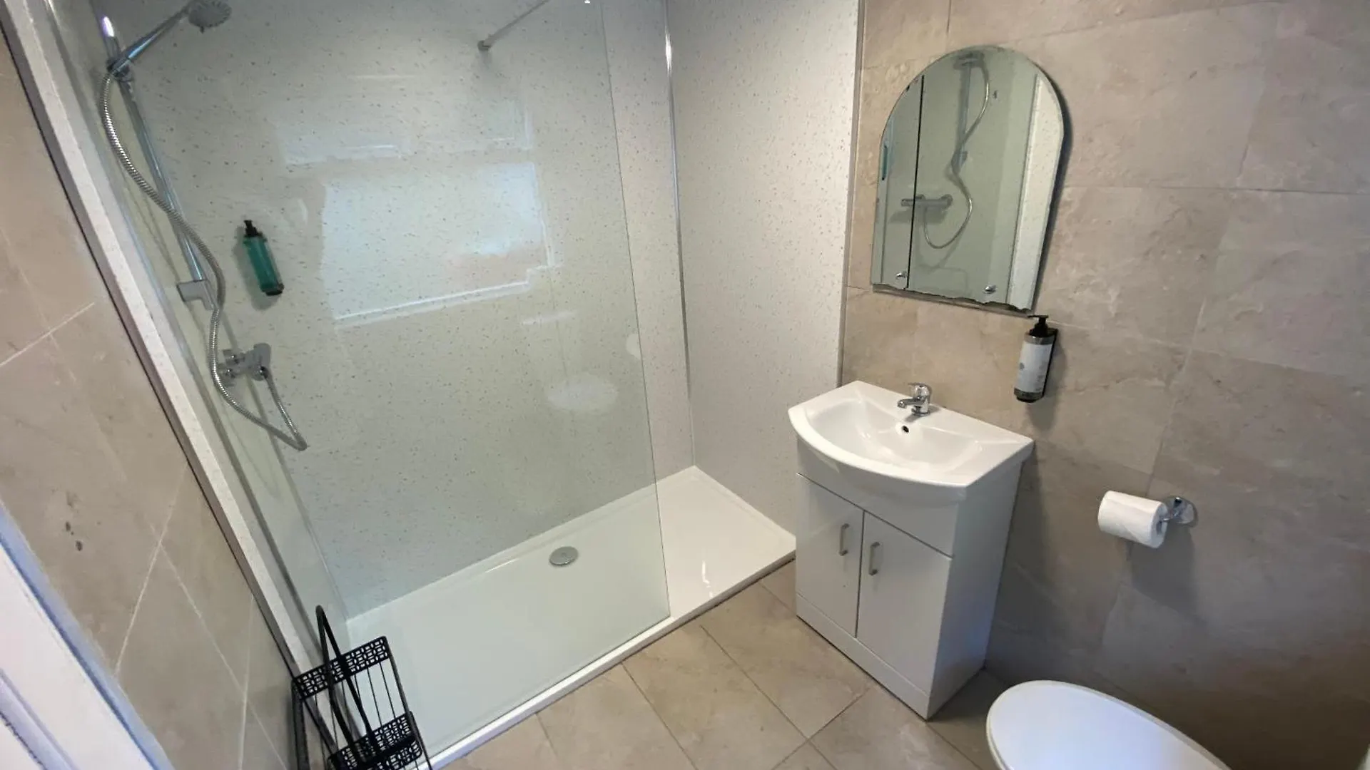 2 Bed Townhouse Eyre Square City Centre Galway Ireland