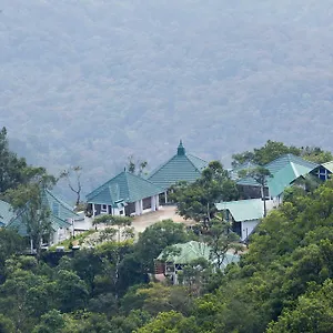 ktdc-golden-peak-ponmudi.kerala-hotels.net/